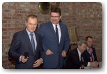 premier donald tusk w pajęcznie