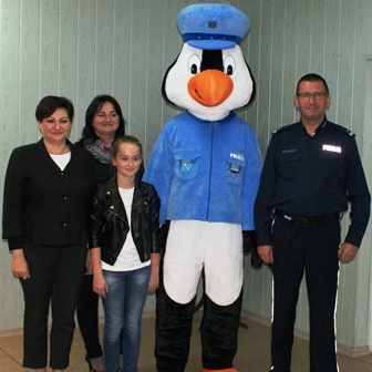 maskotka policji w pajęcznie
